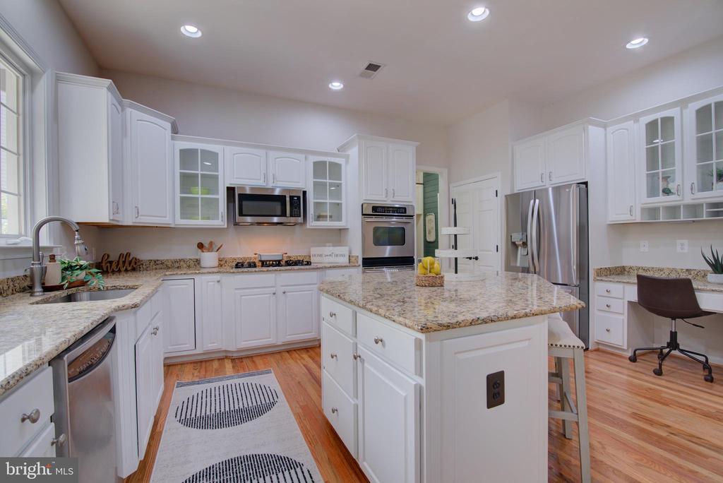 42346 Ponderosa Dr