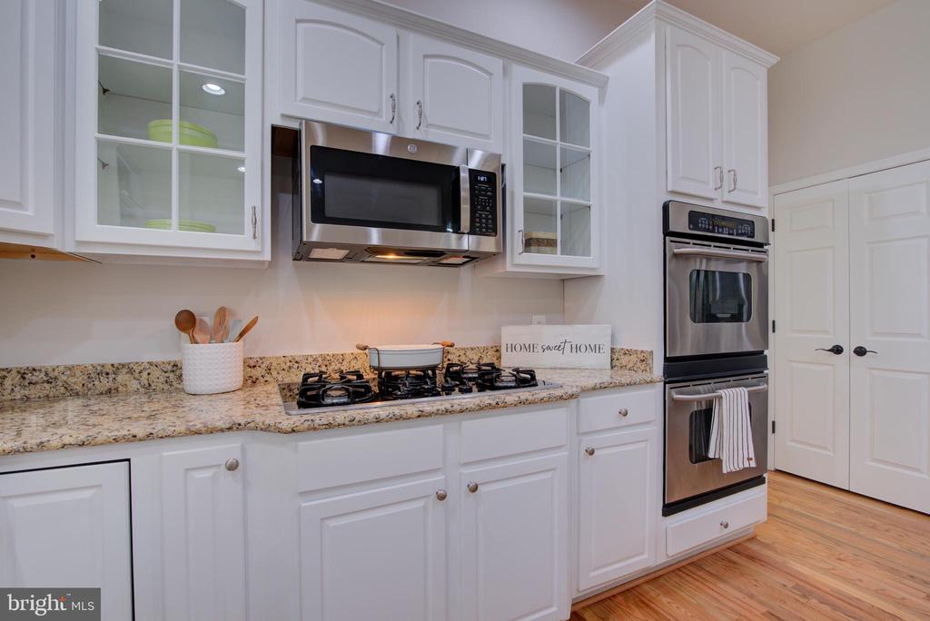 42346 Ponderosa Dr