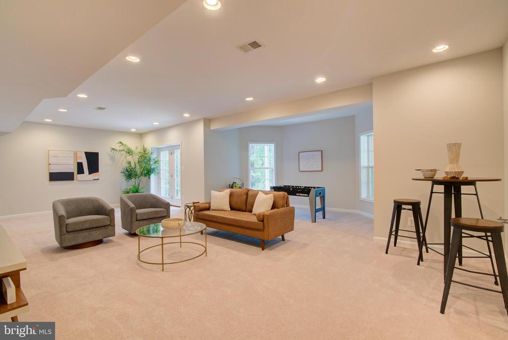 42346 Ponderosa Dr