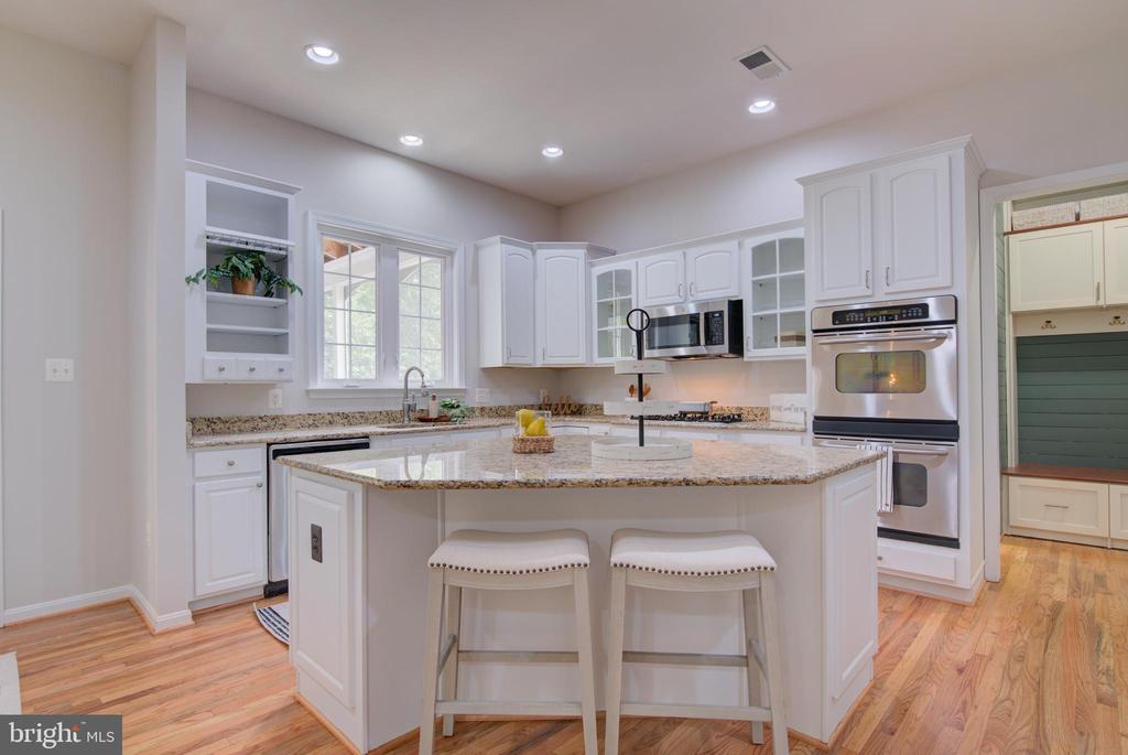 42346 Ponderosa Dr