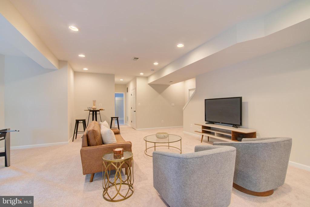 42346 Ponderosa Dr