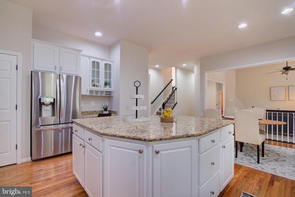 42346 Ponderosa Dr