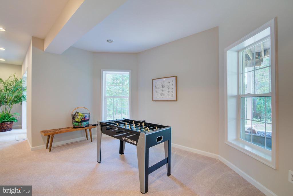42346 Ponderosa Dr
