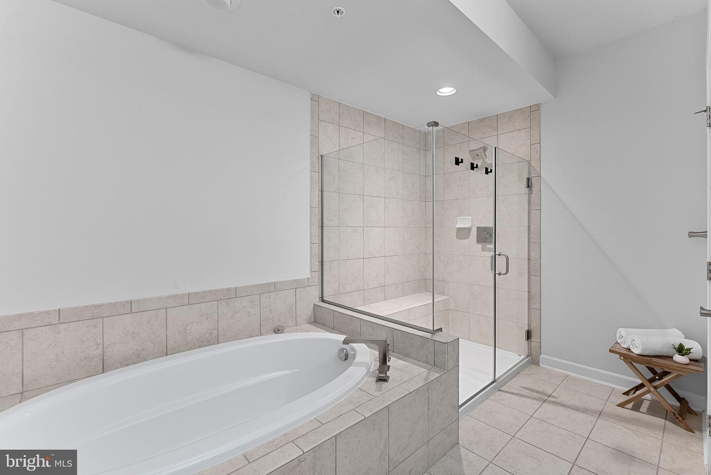 43372 Whitehead Ter