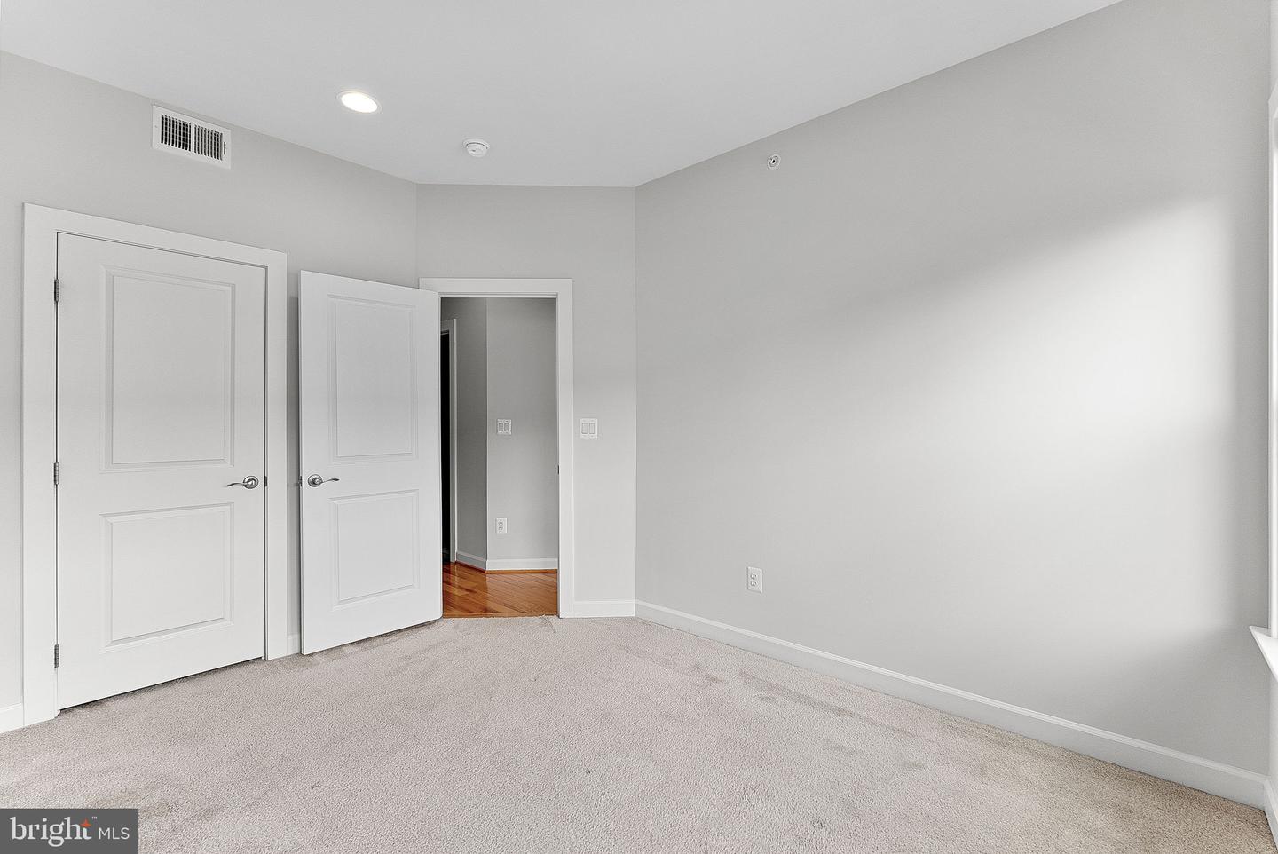 43372 Whitehead Ter