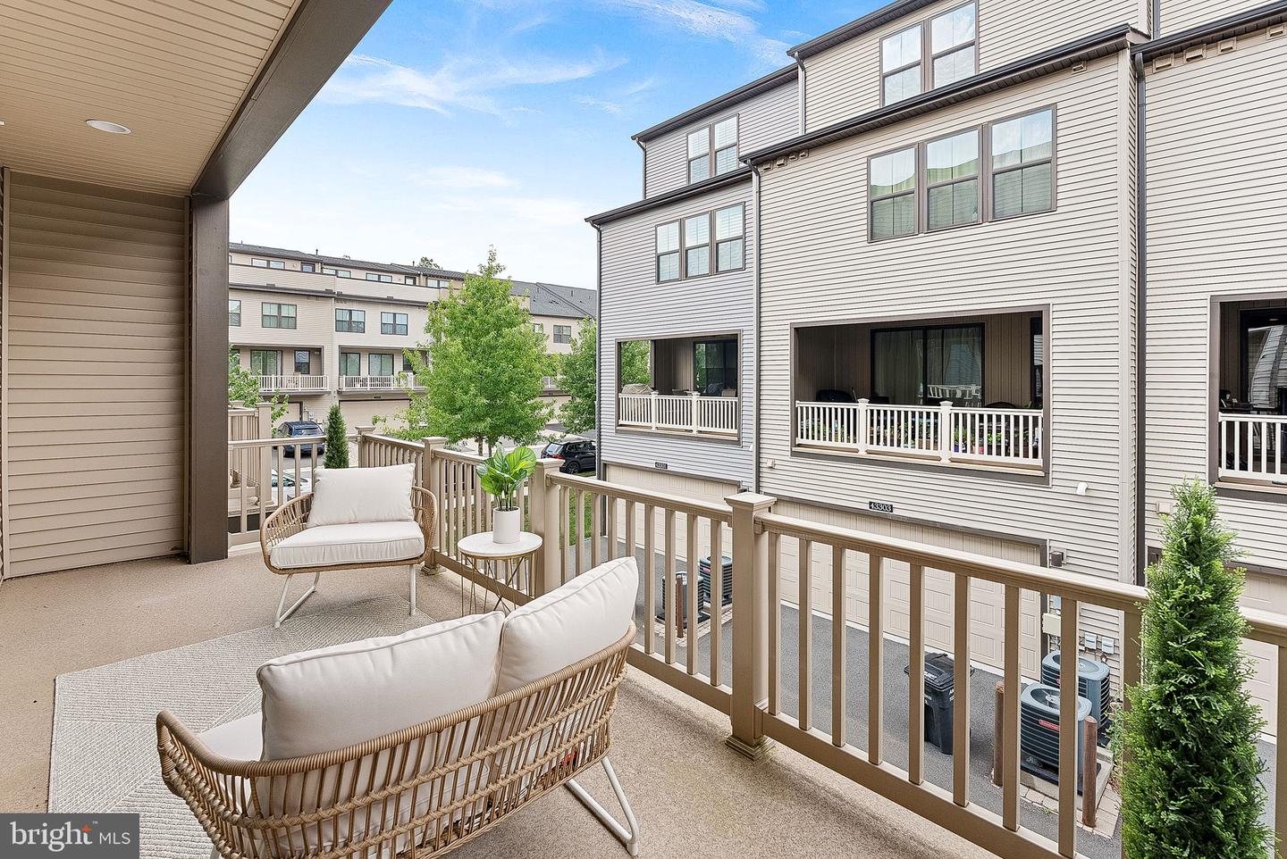 43372 Whitehead Ter