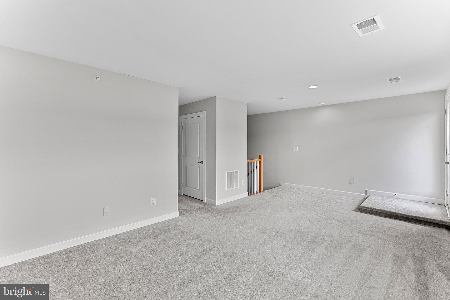 43372 Whitehead Ter