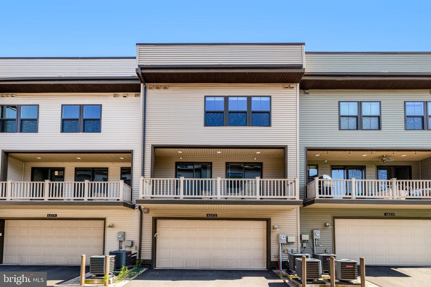 43372 Whitehead Ter