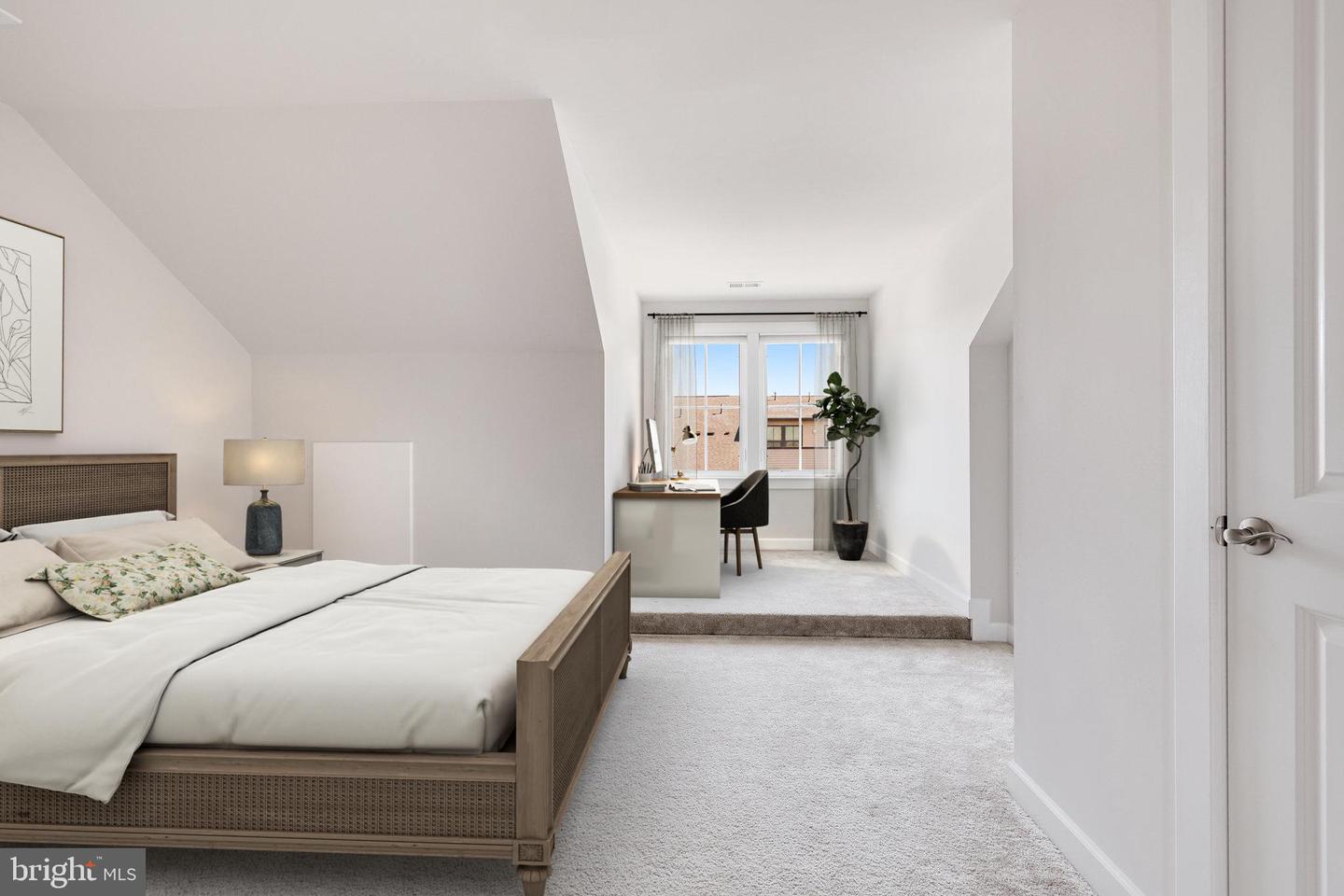 43372 Whitehead Ter