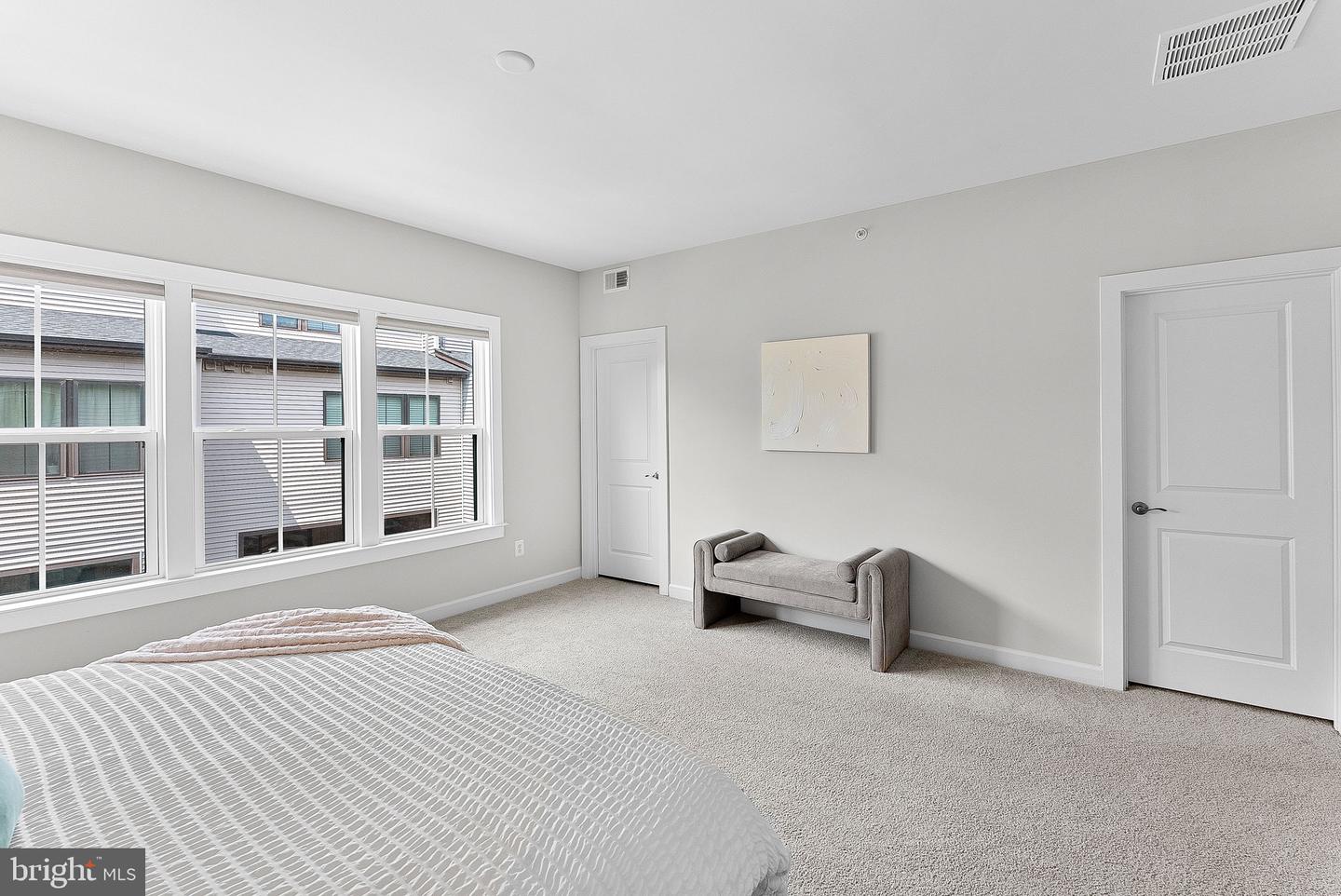 43372 Whitehead Ter