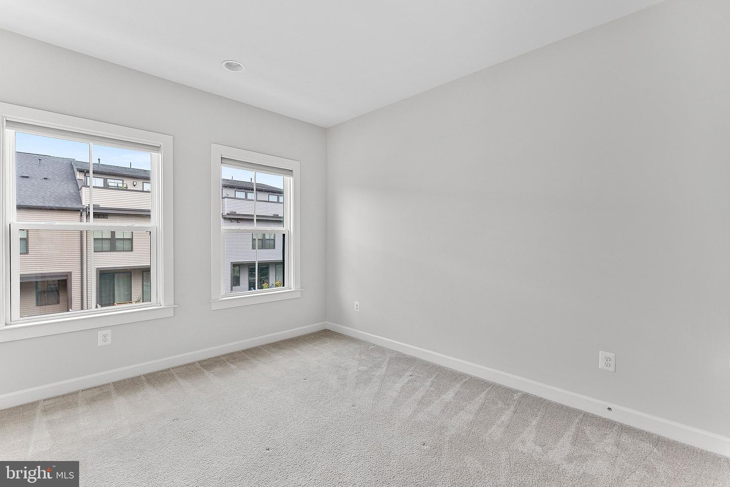 43372 Whitehead Ter