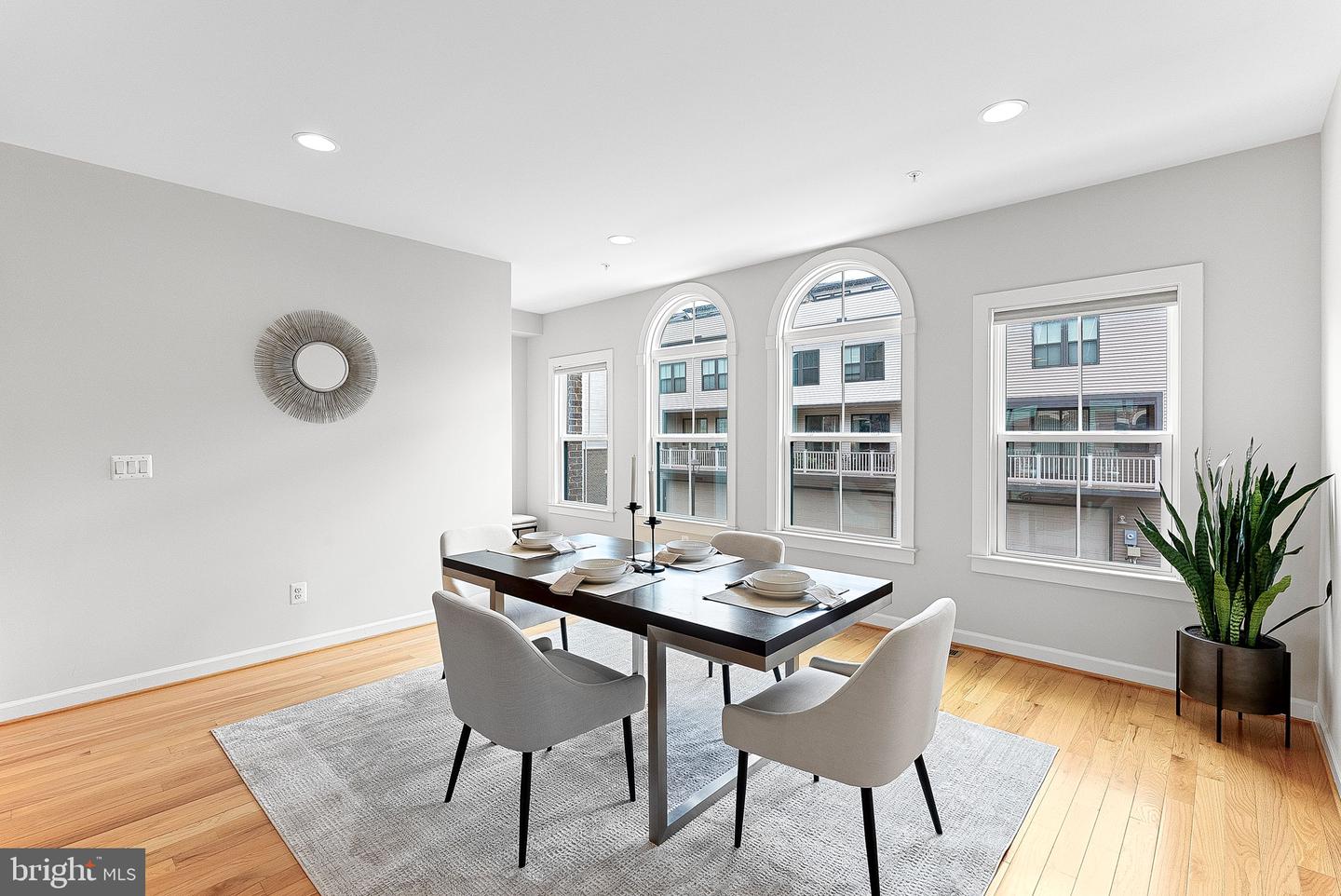 43372 Whitehead Ter