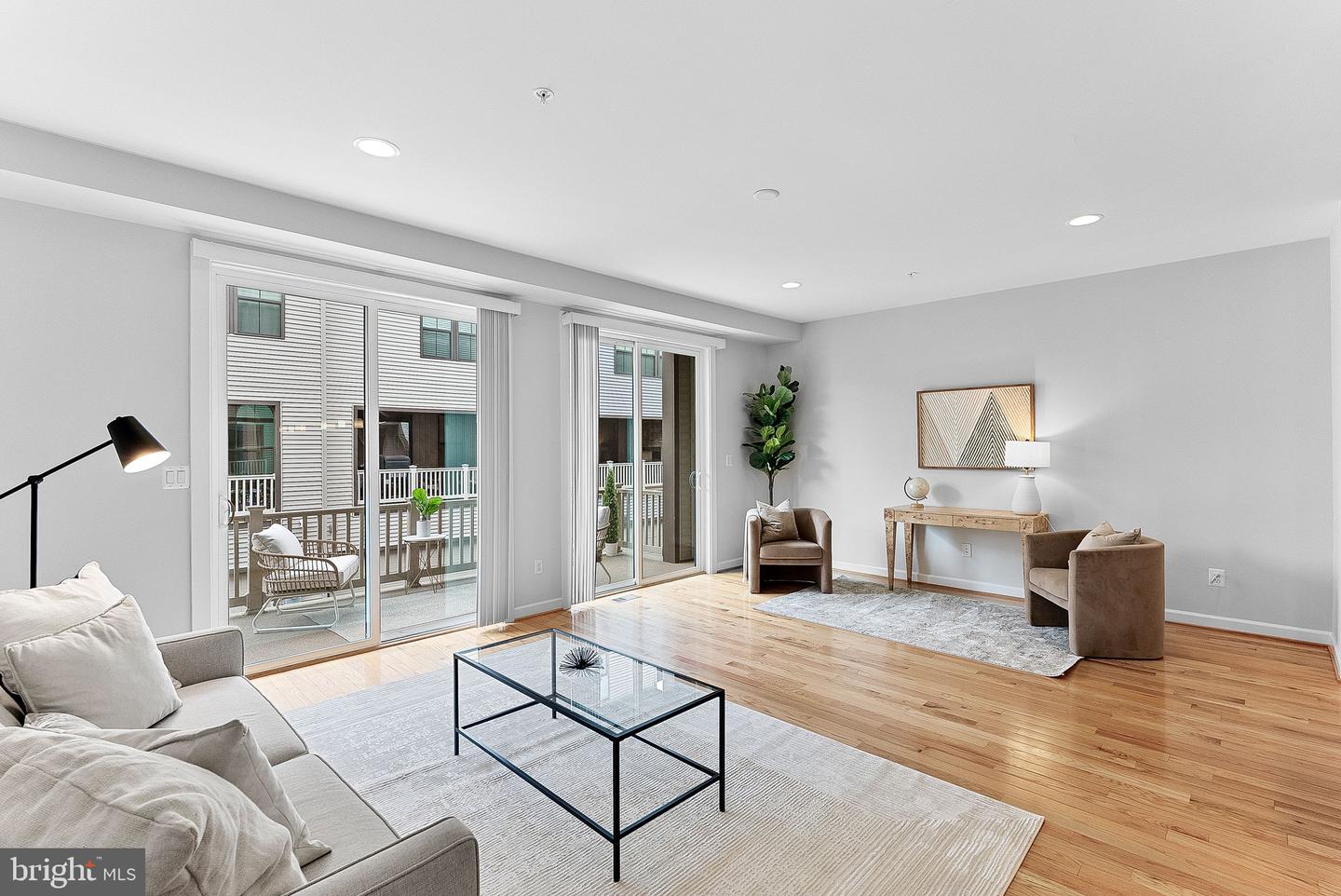 43372 Whitehead Ter