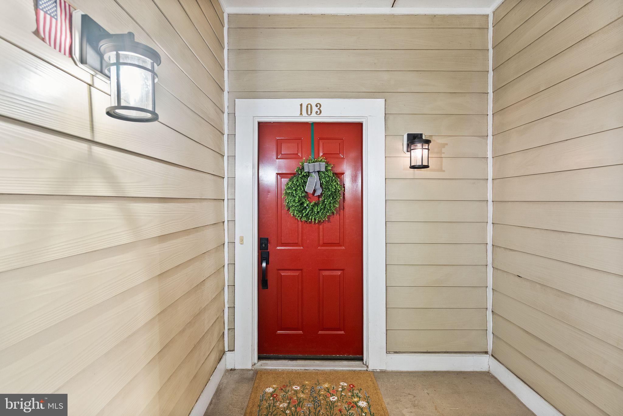 20920 Cedarpost Sq #103