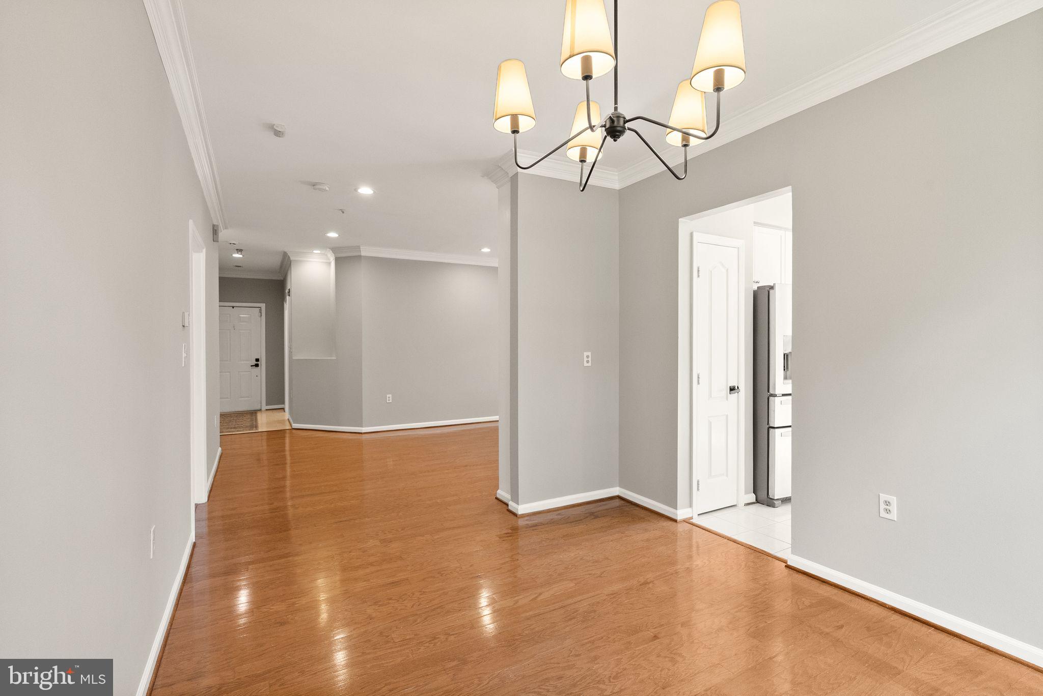 20920 Cedarpost Sq #103