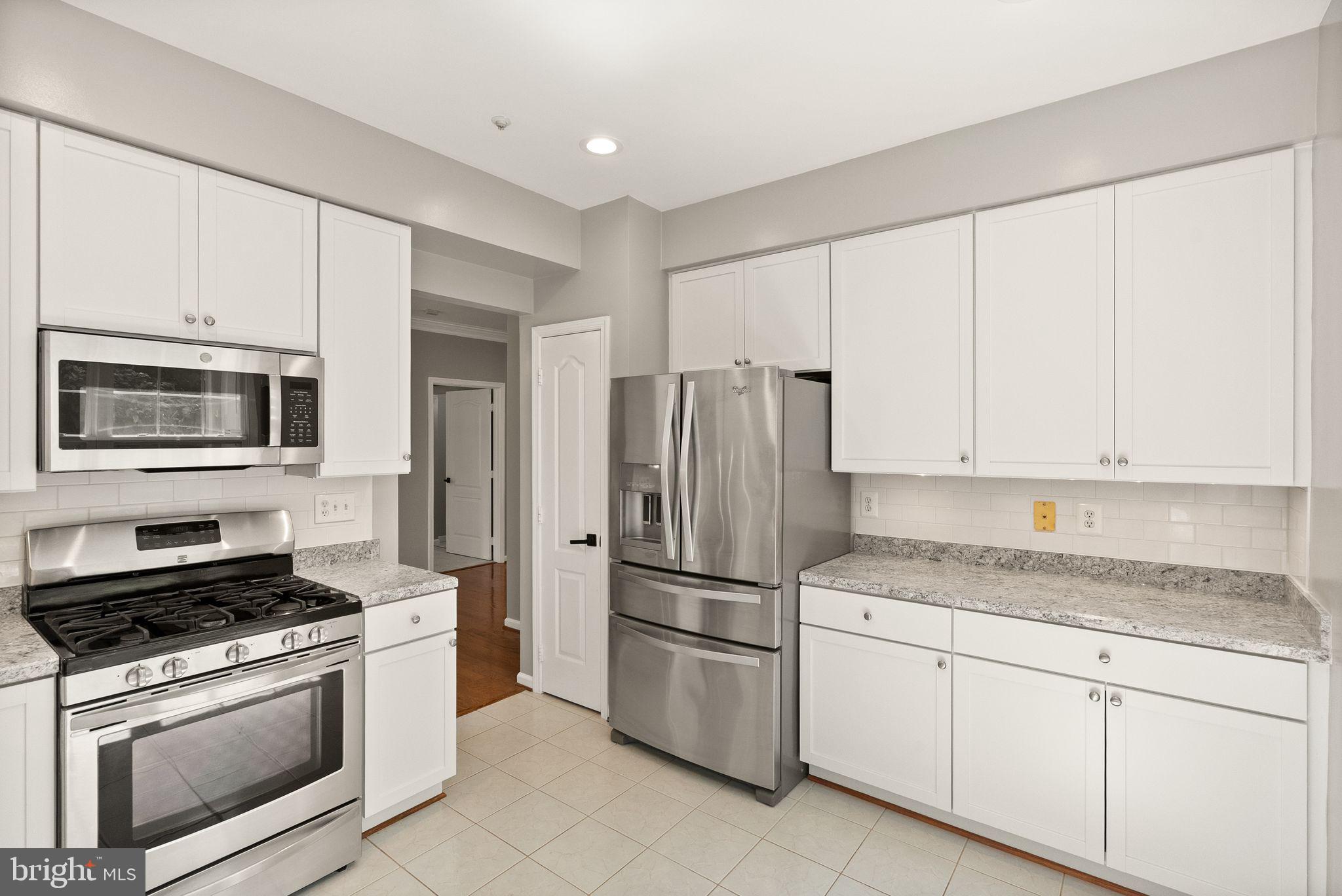 20920 Cedarpost Sq #103