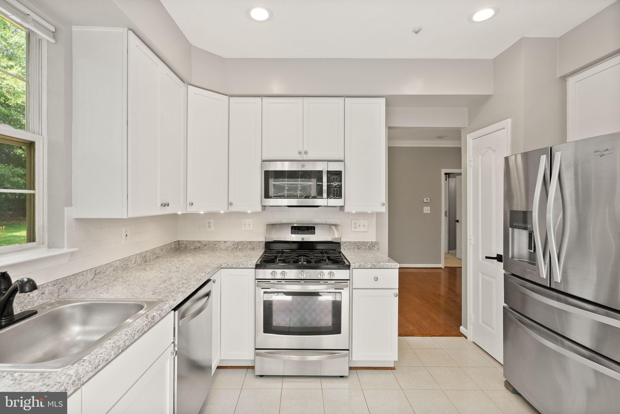 20920 Cedarpost Sq #103