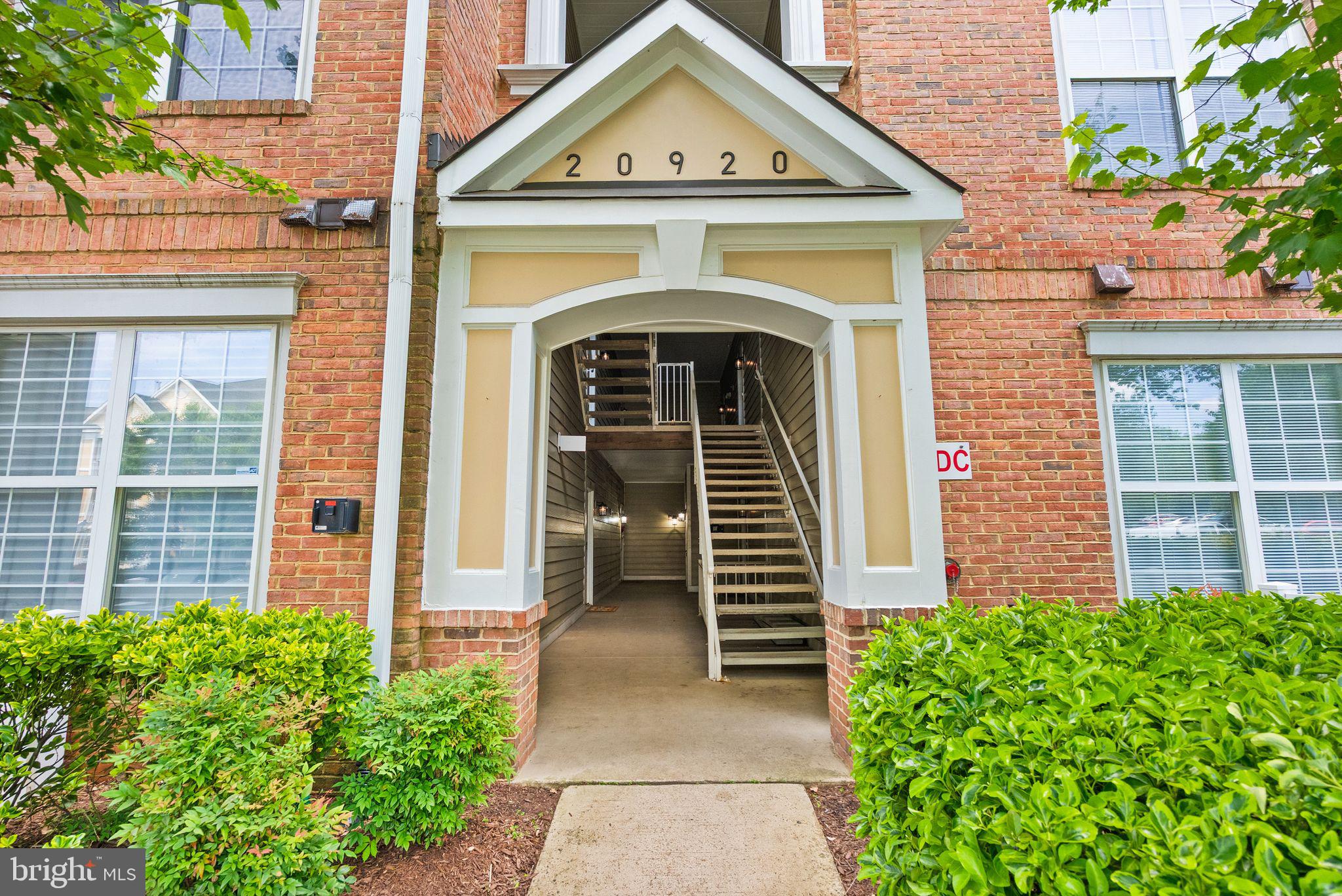 20920 Cedarpost Sq #103