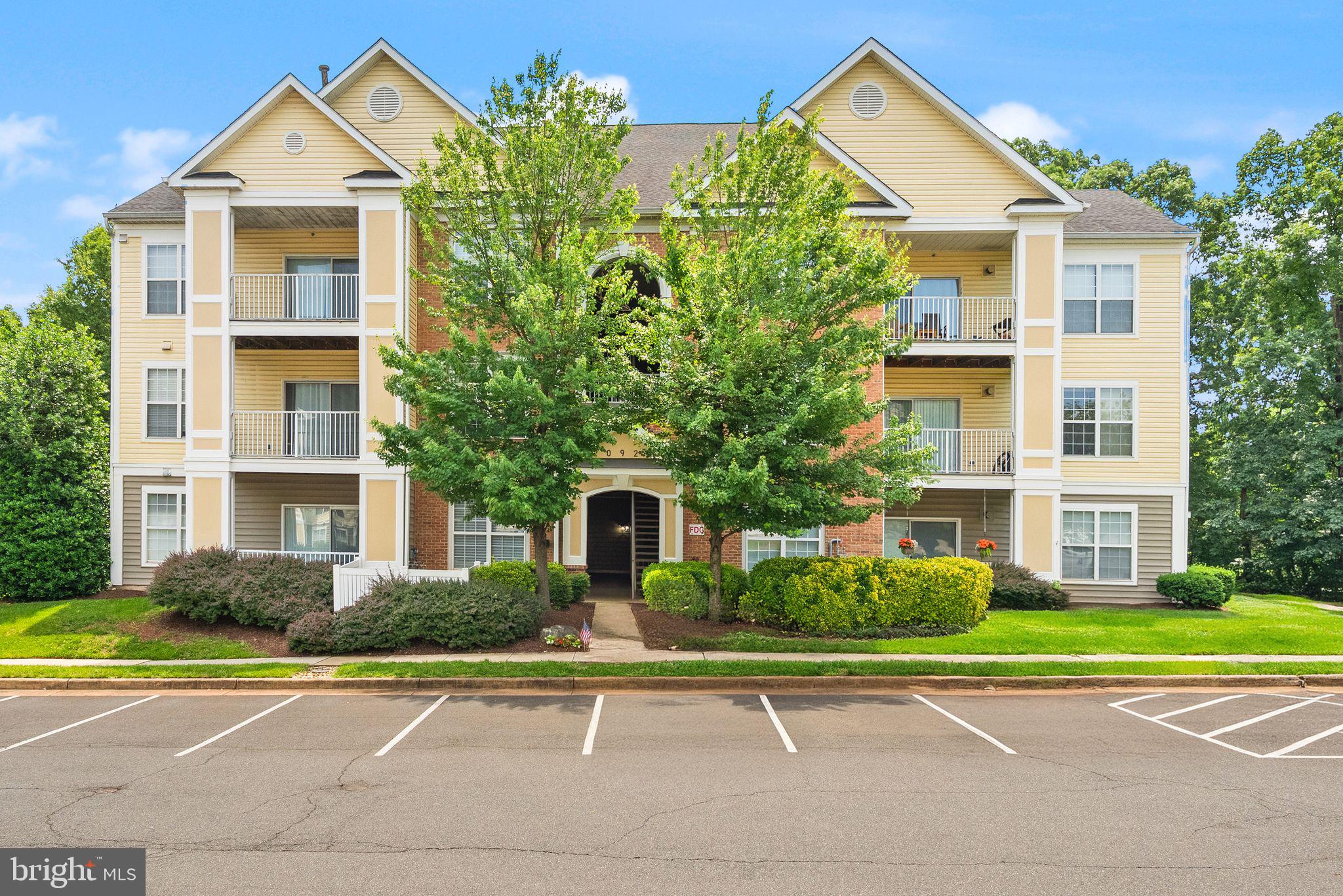 20920 Cedarpost Sq #103