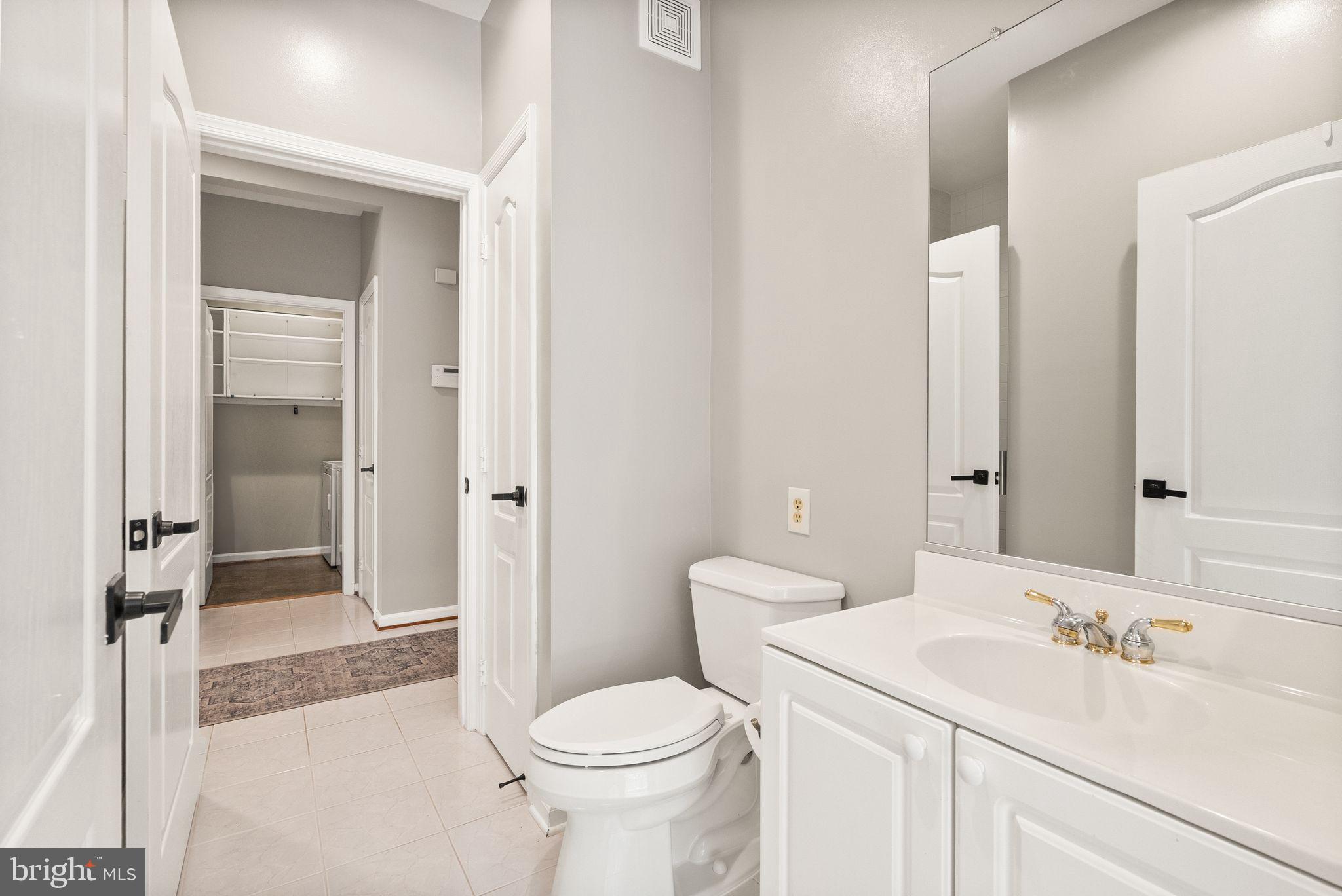 20920 Cedarpost Sq #103