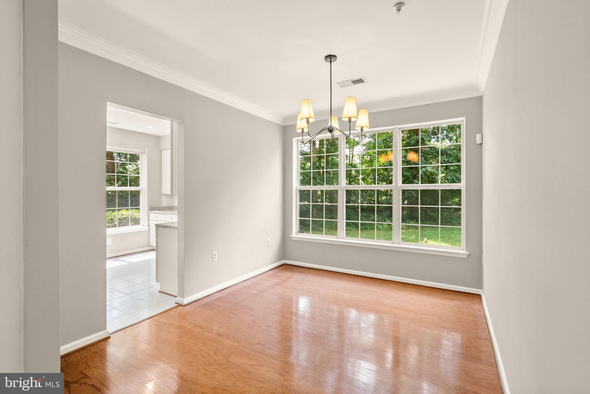 20920 Cedarpost Sq #103