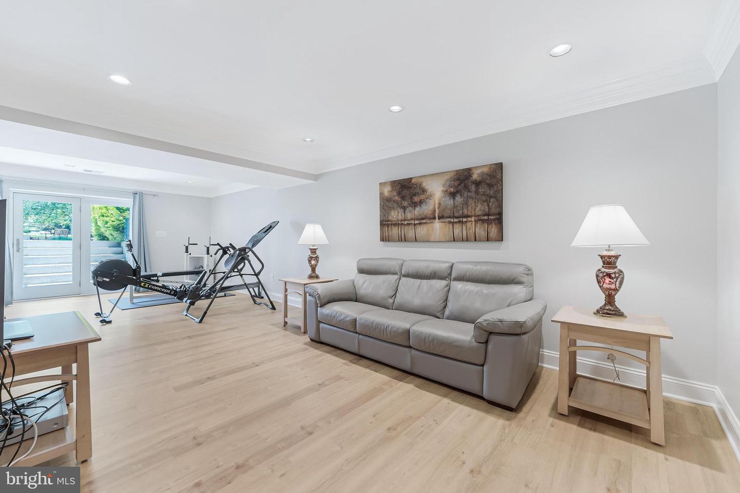 38795 Dutchmans Knoll Dr