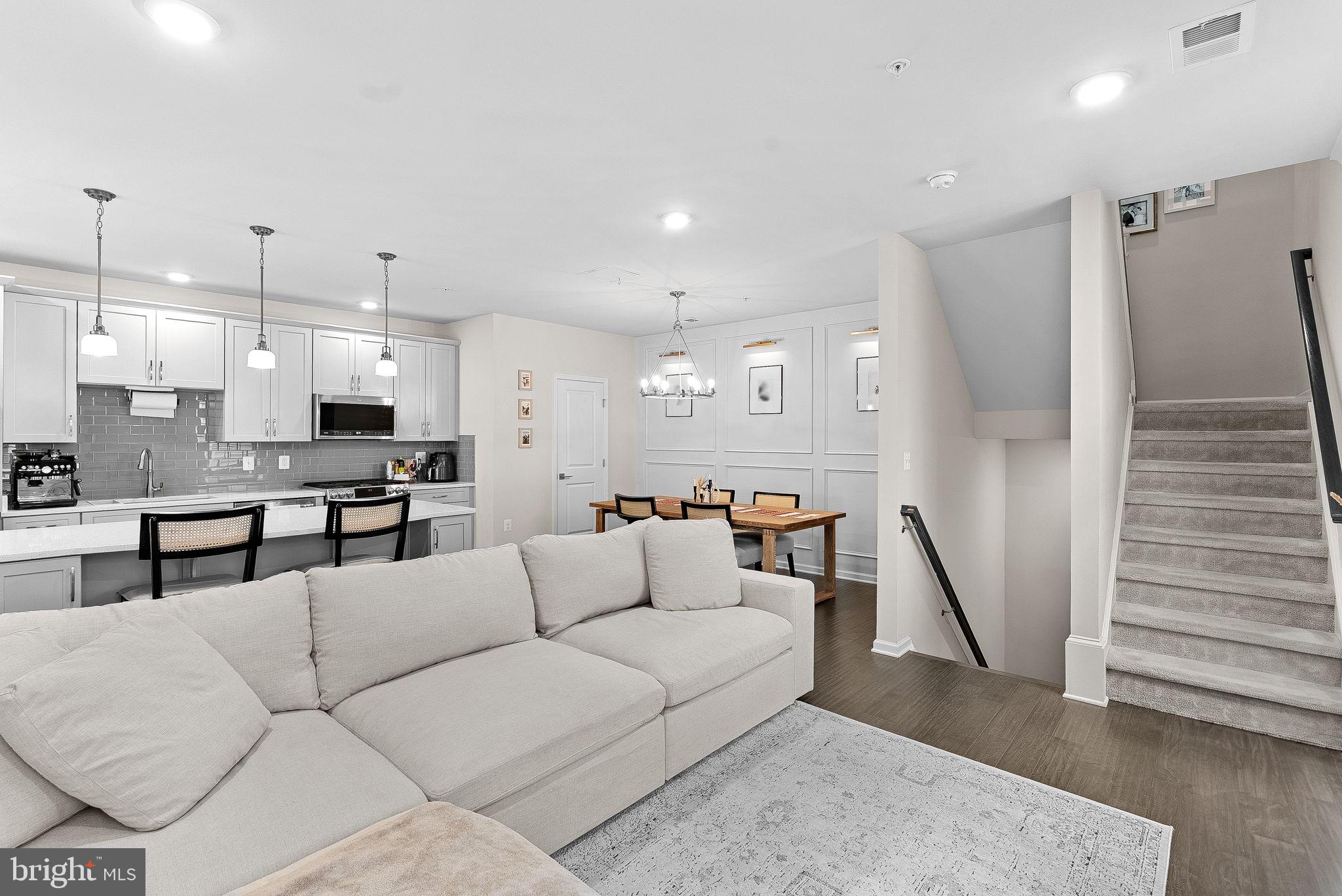 23230 Milltown Knoll Sq #106