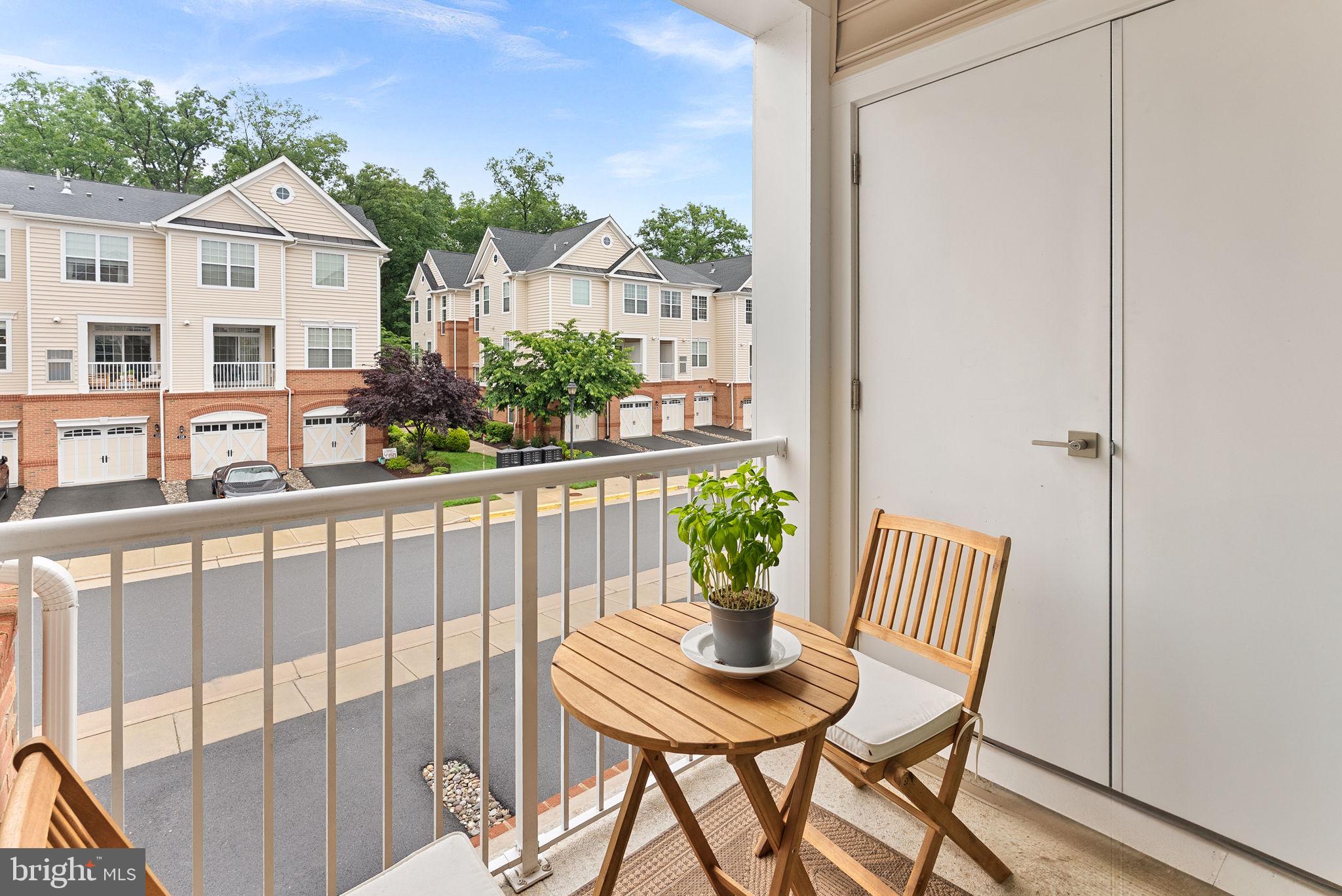 23230 Milltown Knoll Sq #106