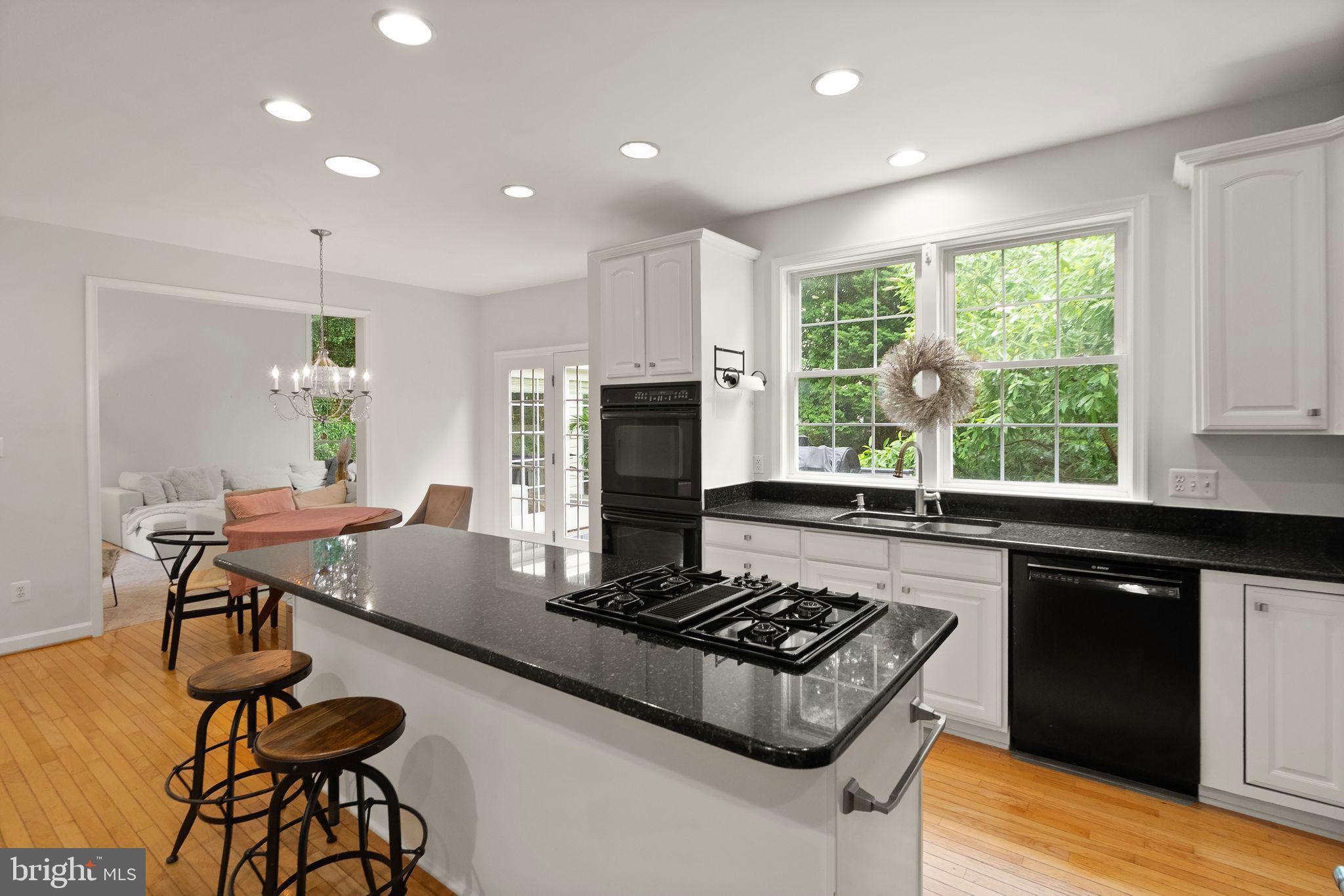 47236 Middle Bluff Pl