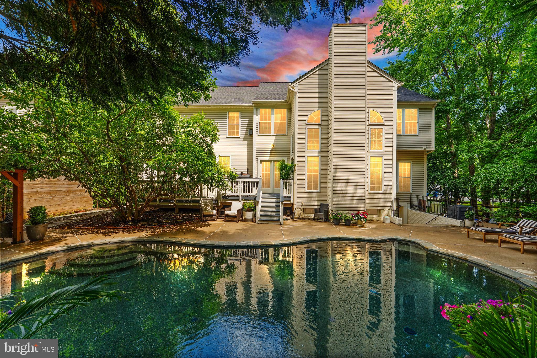 47236 Middle Bluff Pl