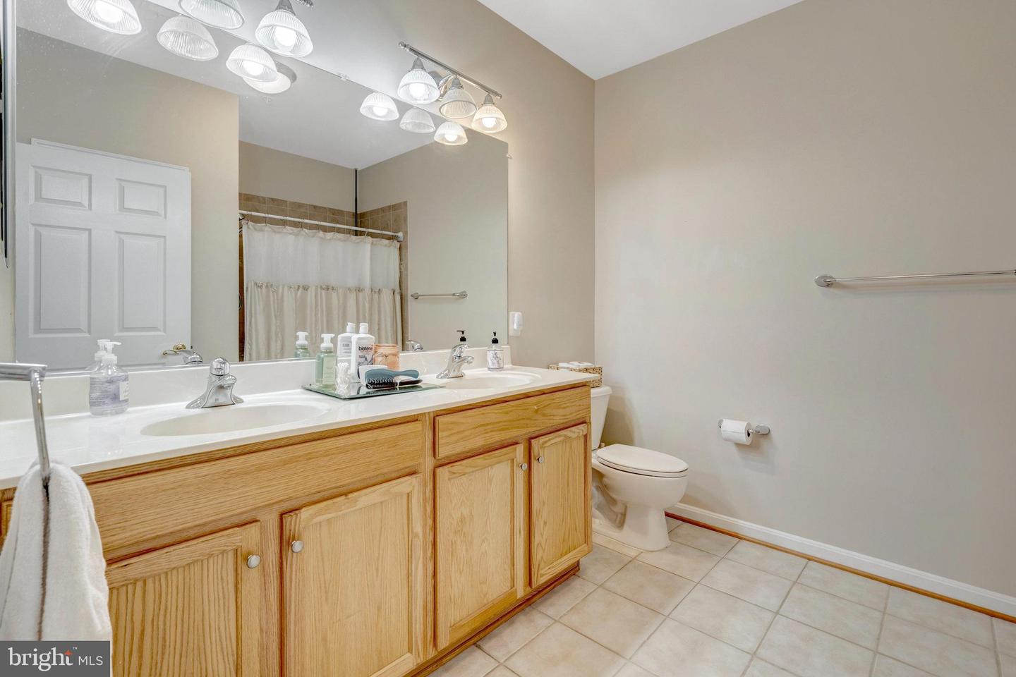 20810 Noble Ter #104
