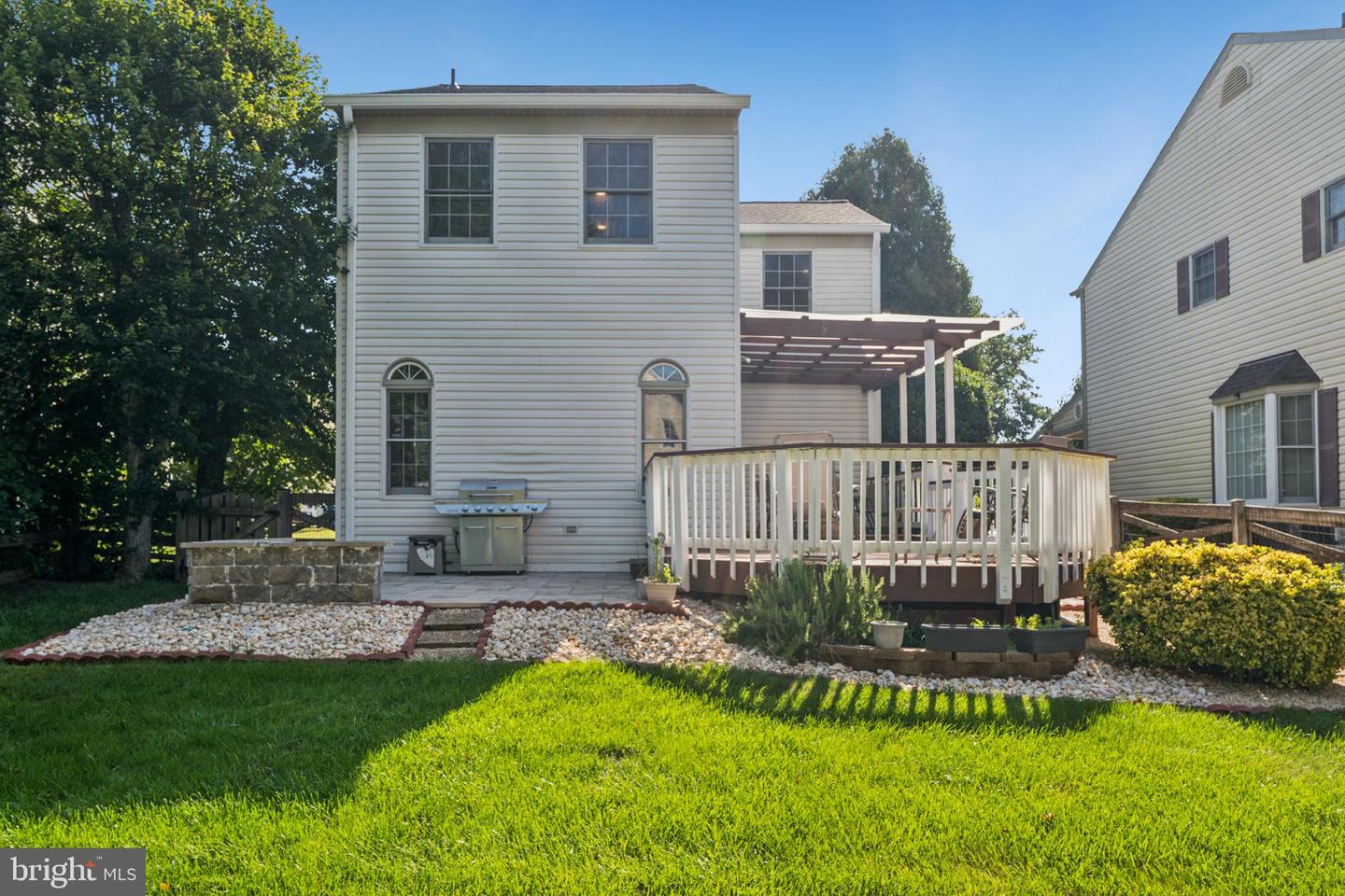 5 McCarty Ct