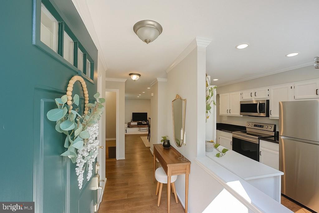 5 McCarty Ct