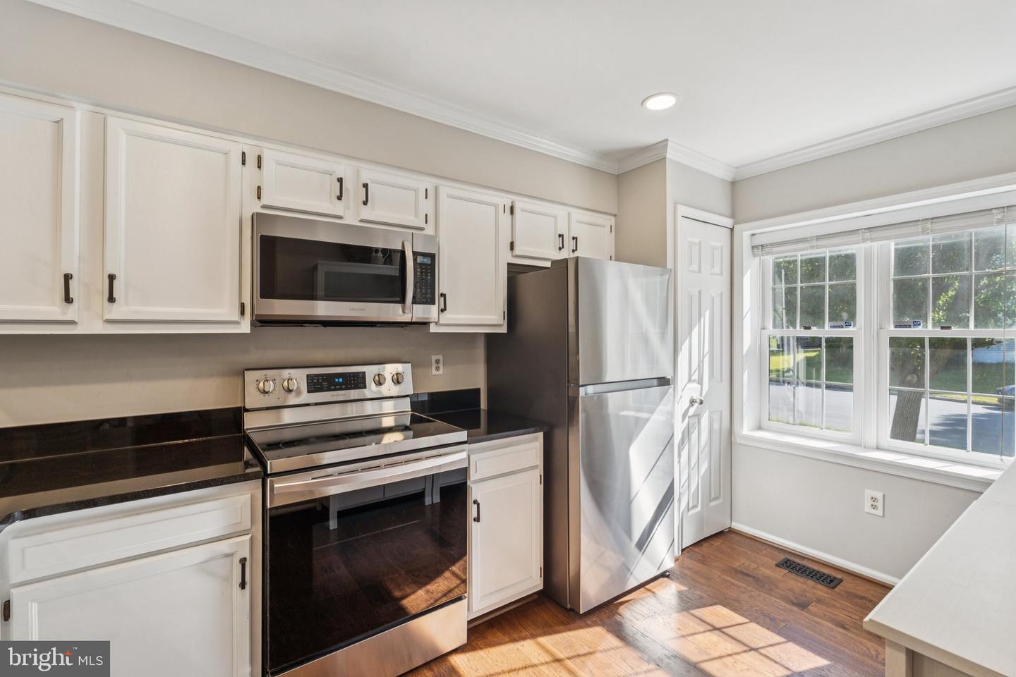 5 McCarty Ct