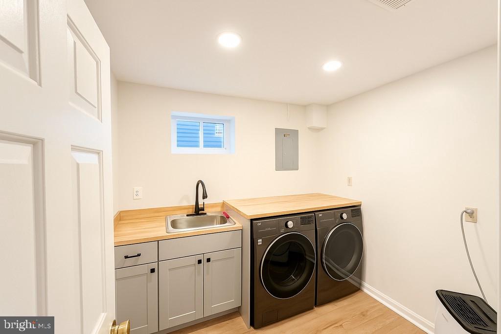 5 McCarty Ct