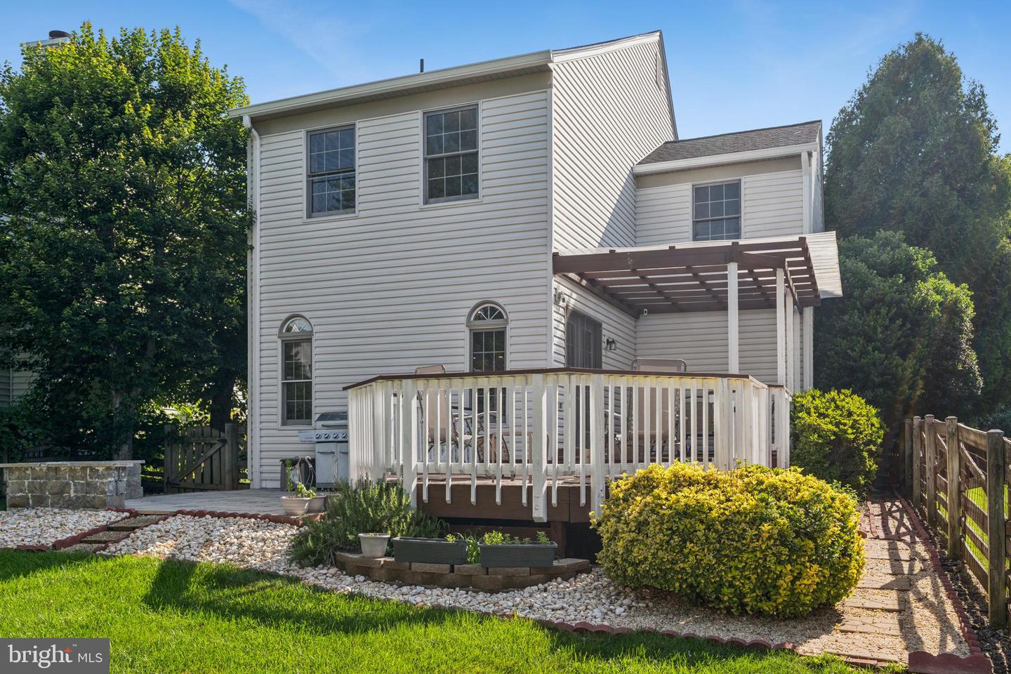 5 McCarty Ct