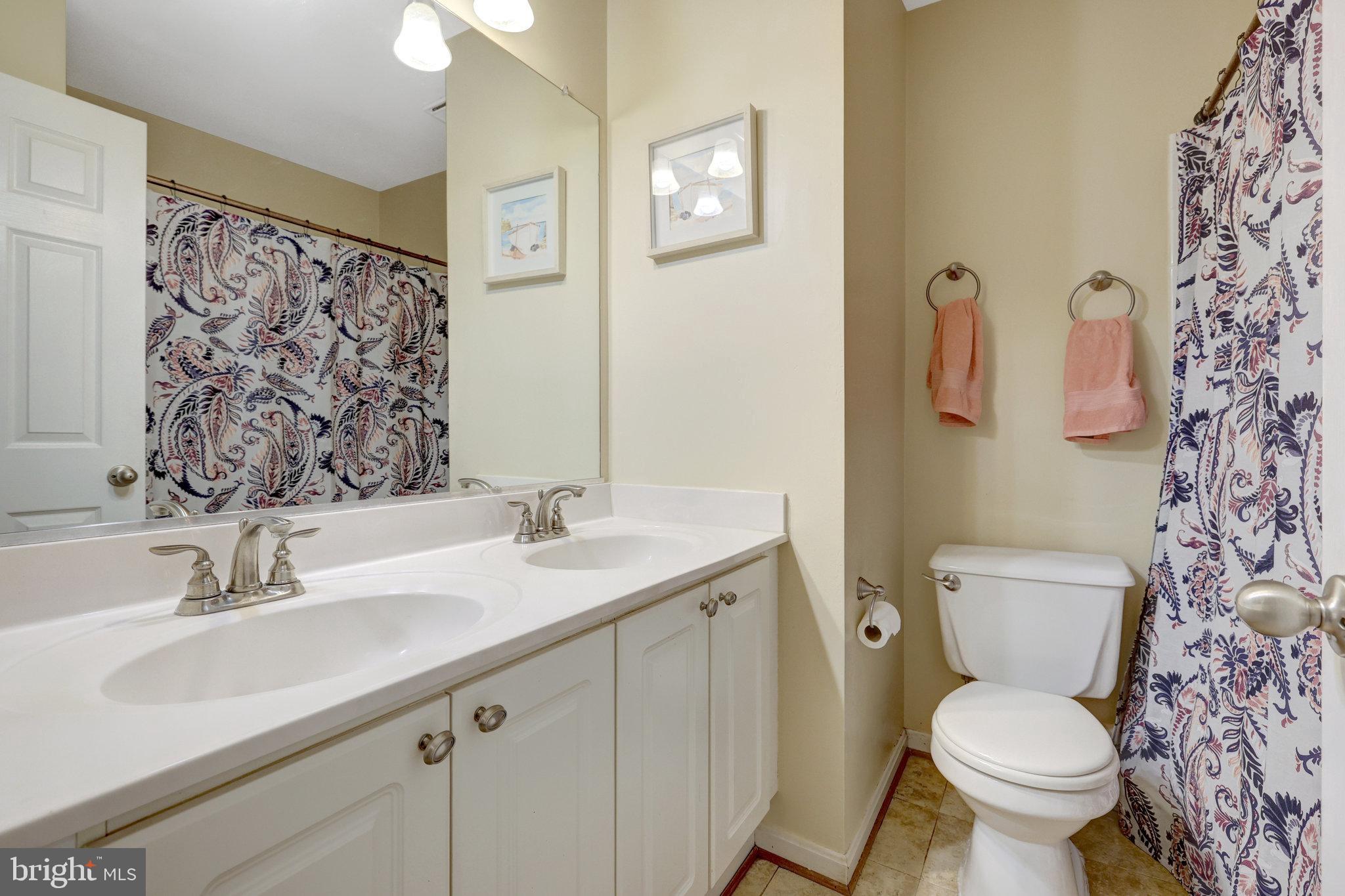 44115 Allderwood Ter