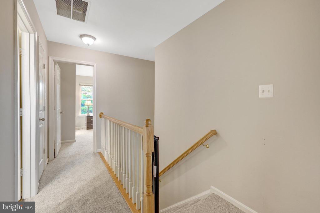 44115 Allderwood Ter