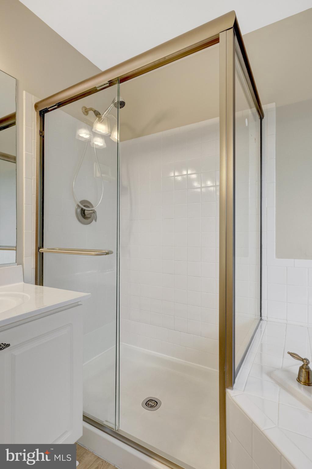 44115 Allderwood Ter