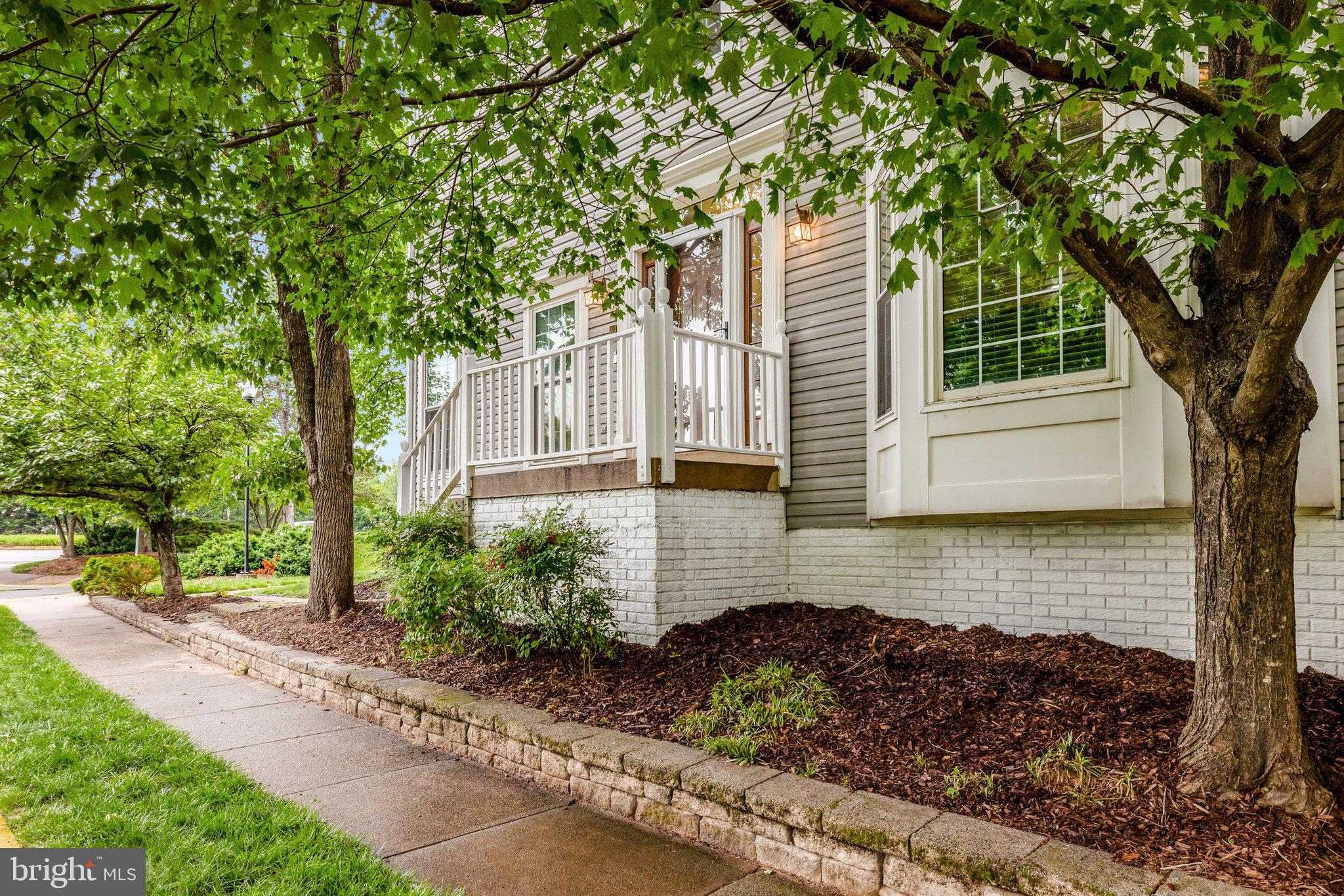 44115 Allderwood Ter