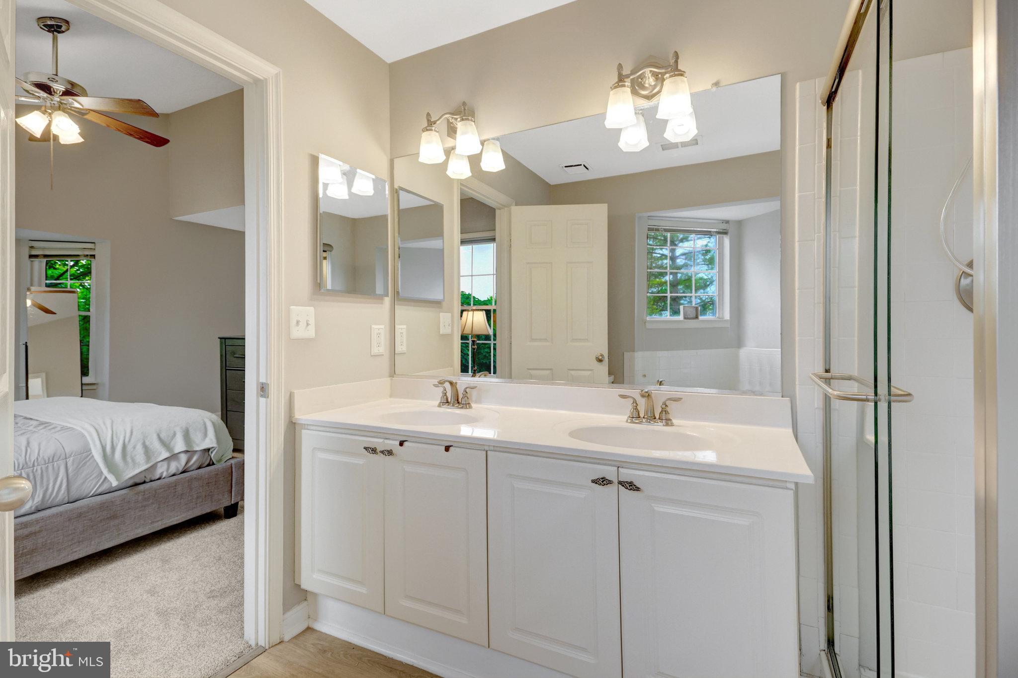 44115 Allderwood Ter