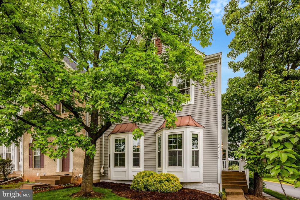 44115 Allderwood Ter