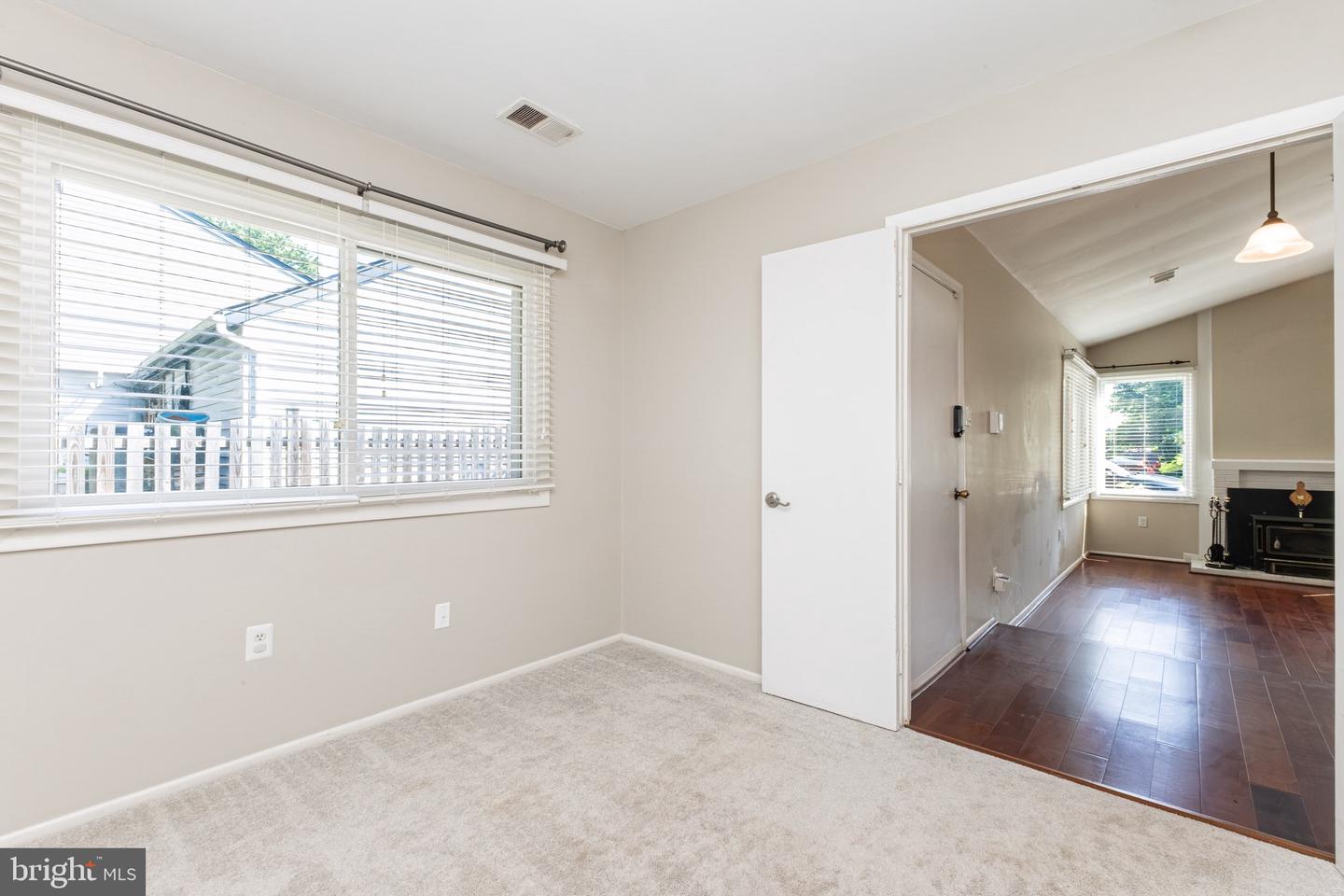 246 AVONDALE DR