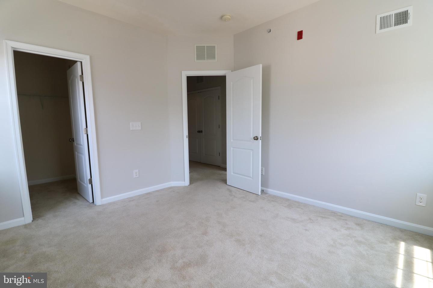 24698 LYNETTE SPRINGS TER
