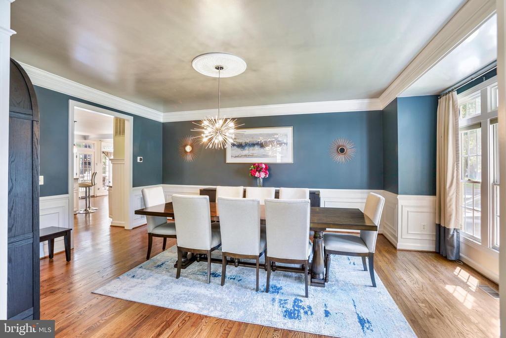 18301 Mid Ocean Pl