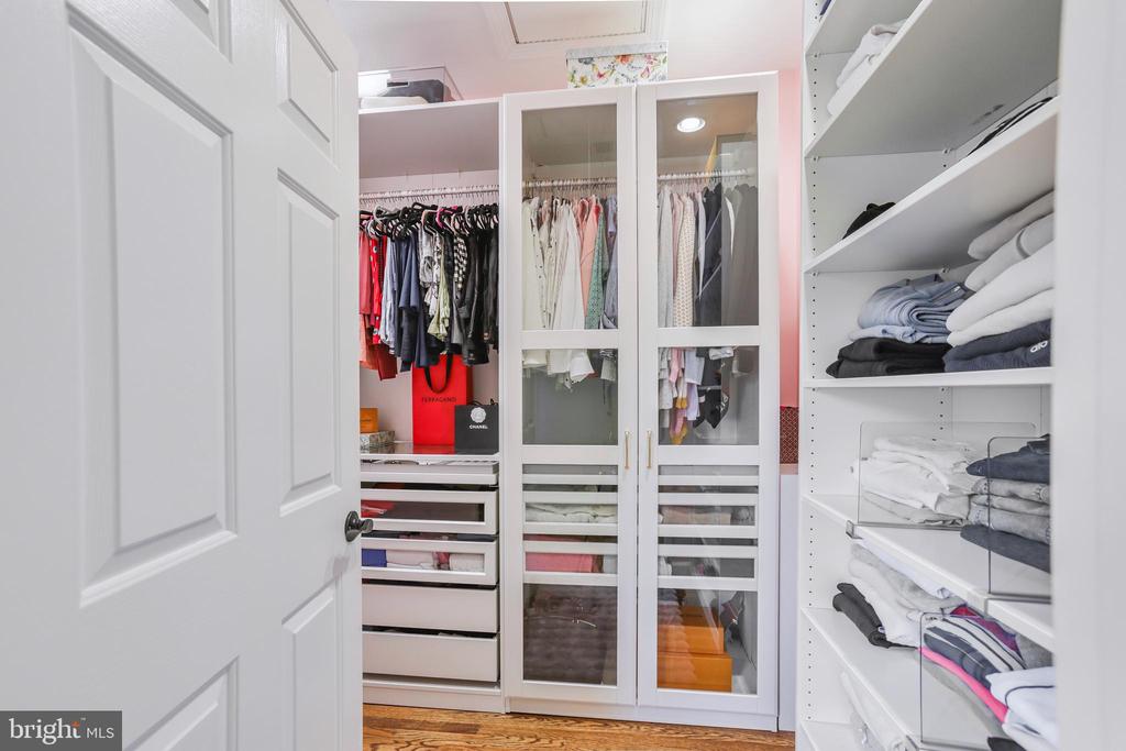 18301 Mid Ocean Pl