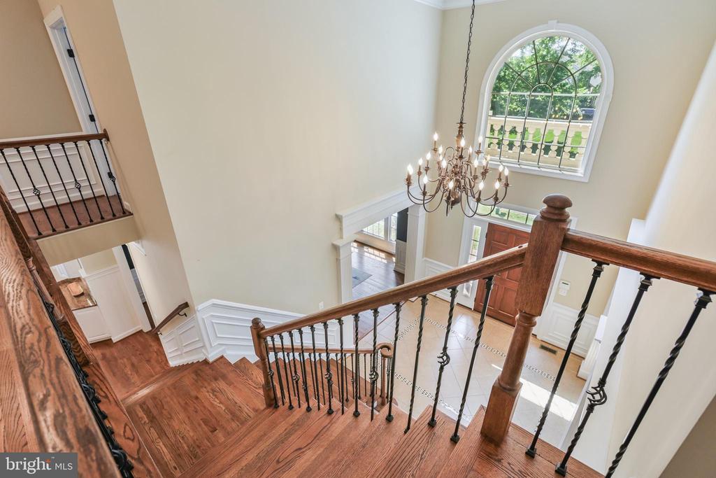 18301 Mid Ocean Pl