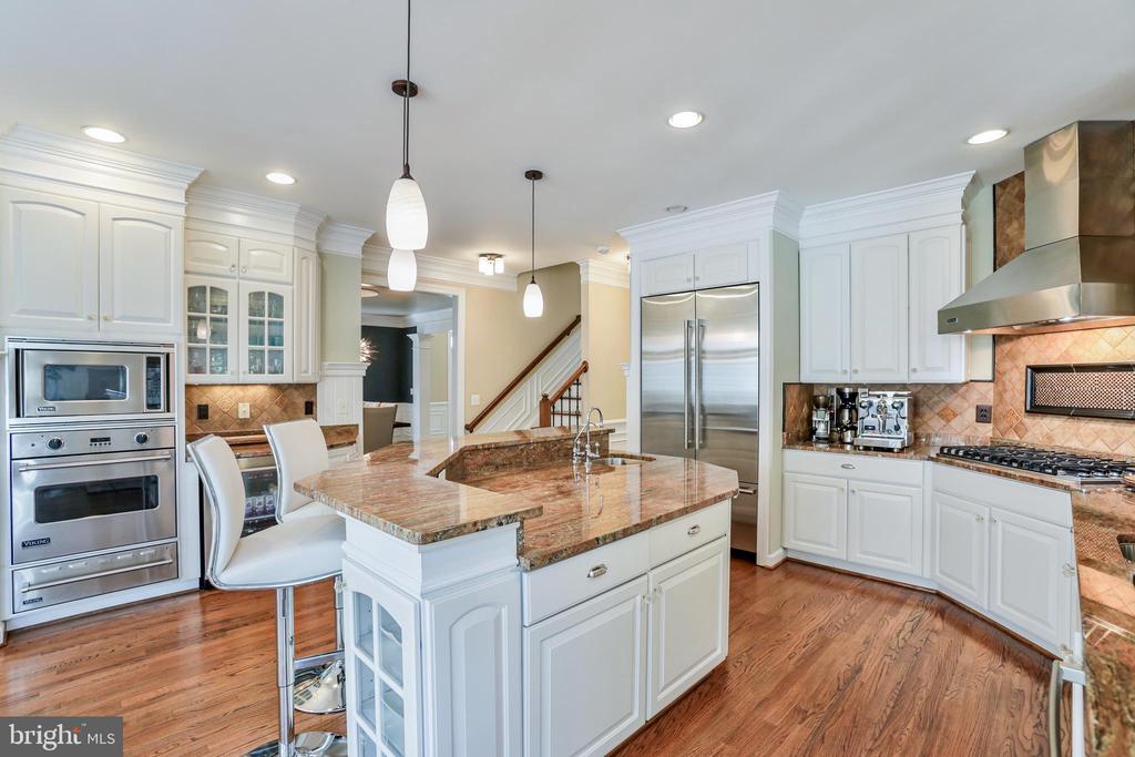 18301 Mid Ocean Pl