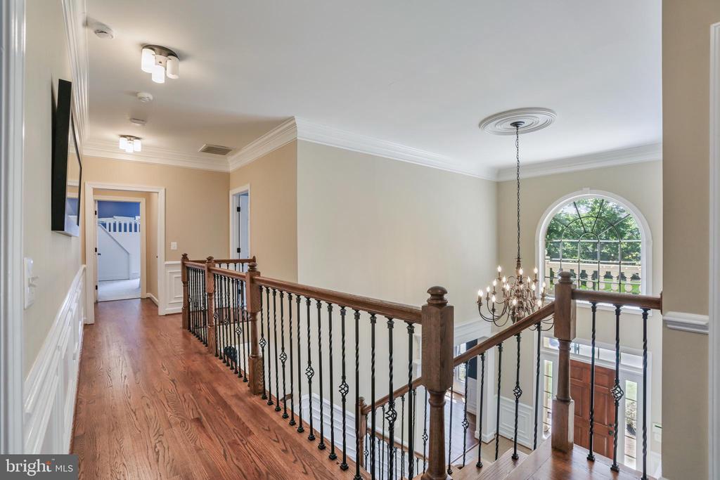 18301 Mid Ocean Pl