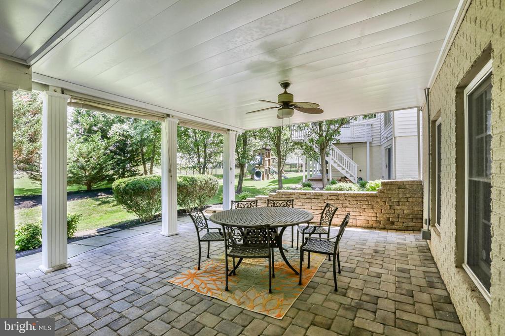 18301 Mid Ocean Pl